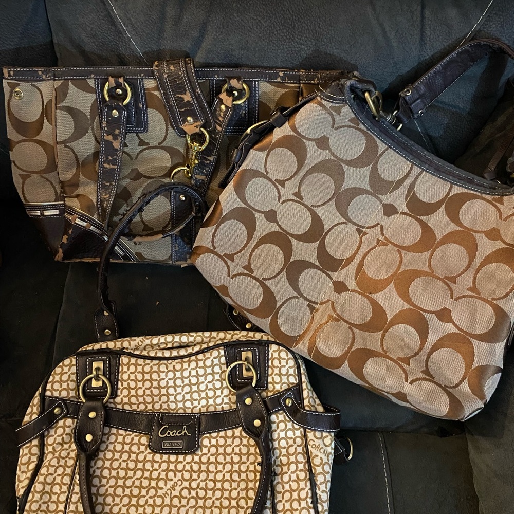 Coach Women's Brown and Cream Shoulder Bags